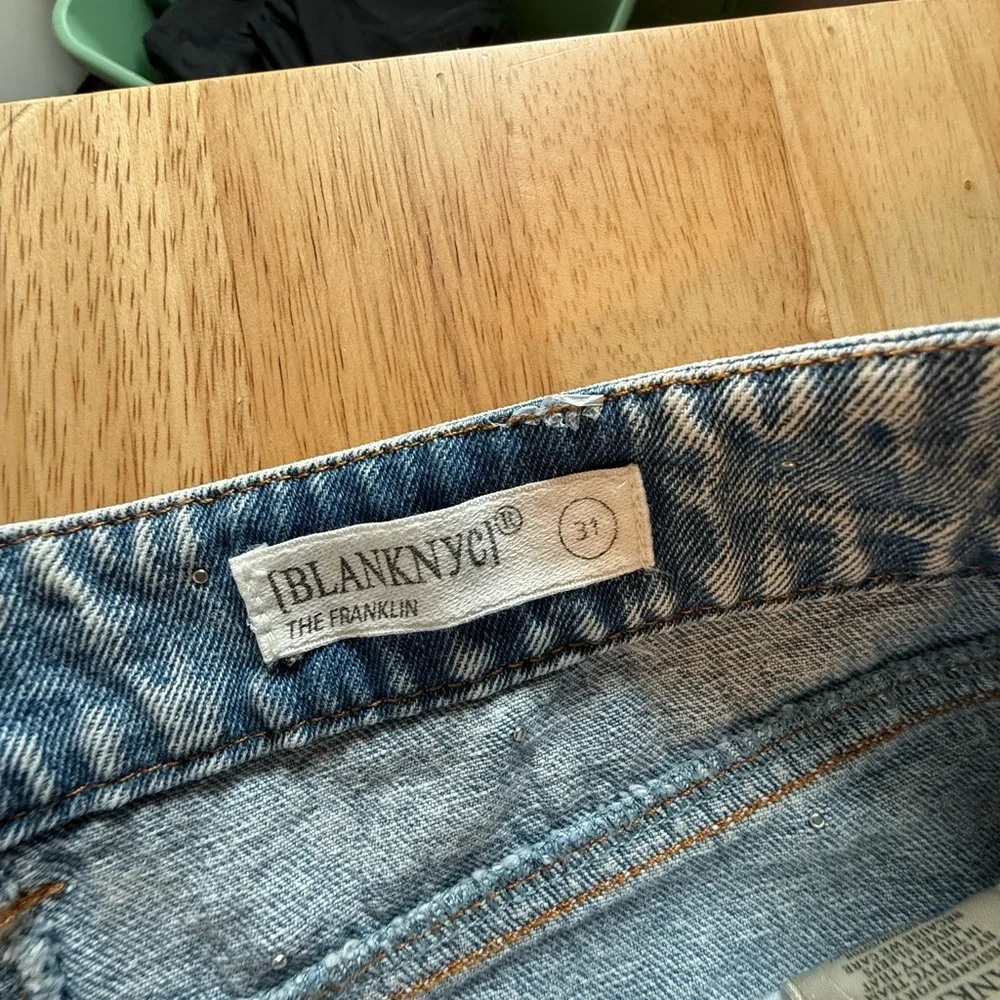 NWT Blank NYC Light Blue Wide Leg Jeans with Pearl Details on front and back - Picture 5 of 12